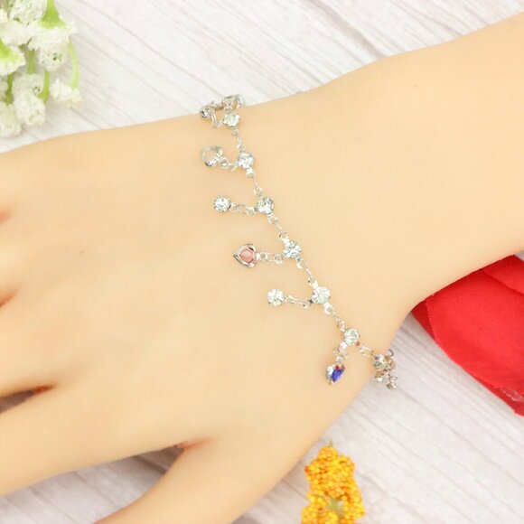 "Trendy Handmade Bracelet – A Thoughtful Gift for Girls & Women | UNVRC1320 - Picture 2 of 10